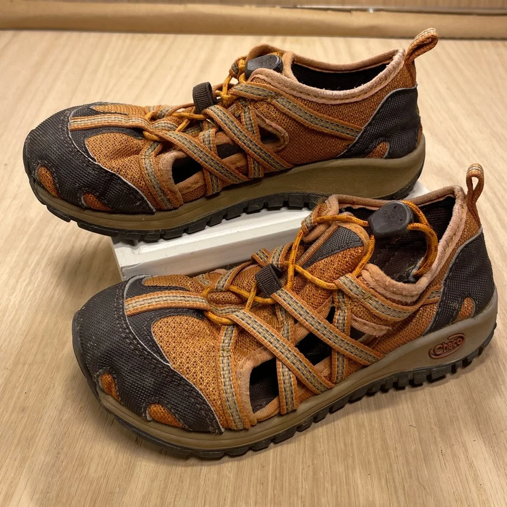 Chaco OutCross 2 Walking Hiking Water Shoes Orange & Brown Boys/Kids